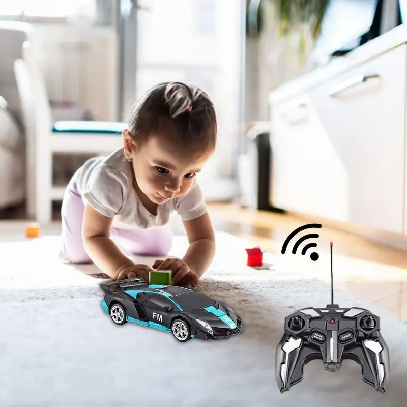 Transforming Car Solid RC Car Robot Transform Toy Car 1:18 Sports Car Transforming Robot Remote Control WithButton