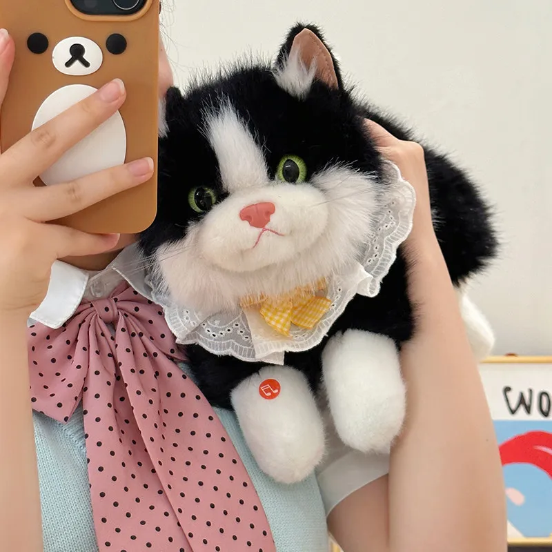Urocze pluszowe zabawki, które piszczą, lalki koty, urocze pluszowe zabawki symulujące prawdziwość, lalki do spania, lalki do przytulania, prezenty urodzinowe dla dziewczynek 45 cm