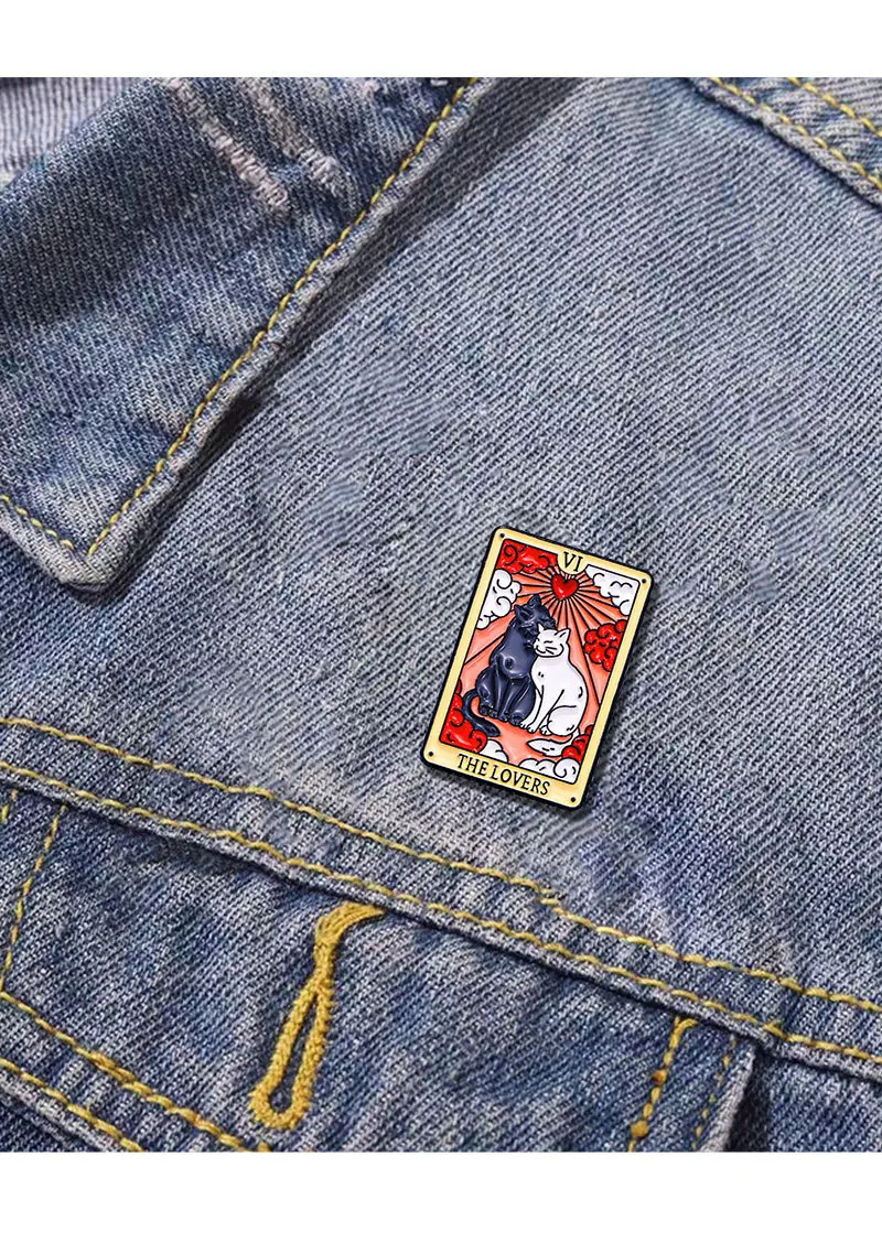 2-piece Valentine's Day Black and White Cat Tarot Romantic Couple Outfit with Hat, Backpack, Brooch, Badge, and Accessories Gift