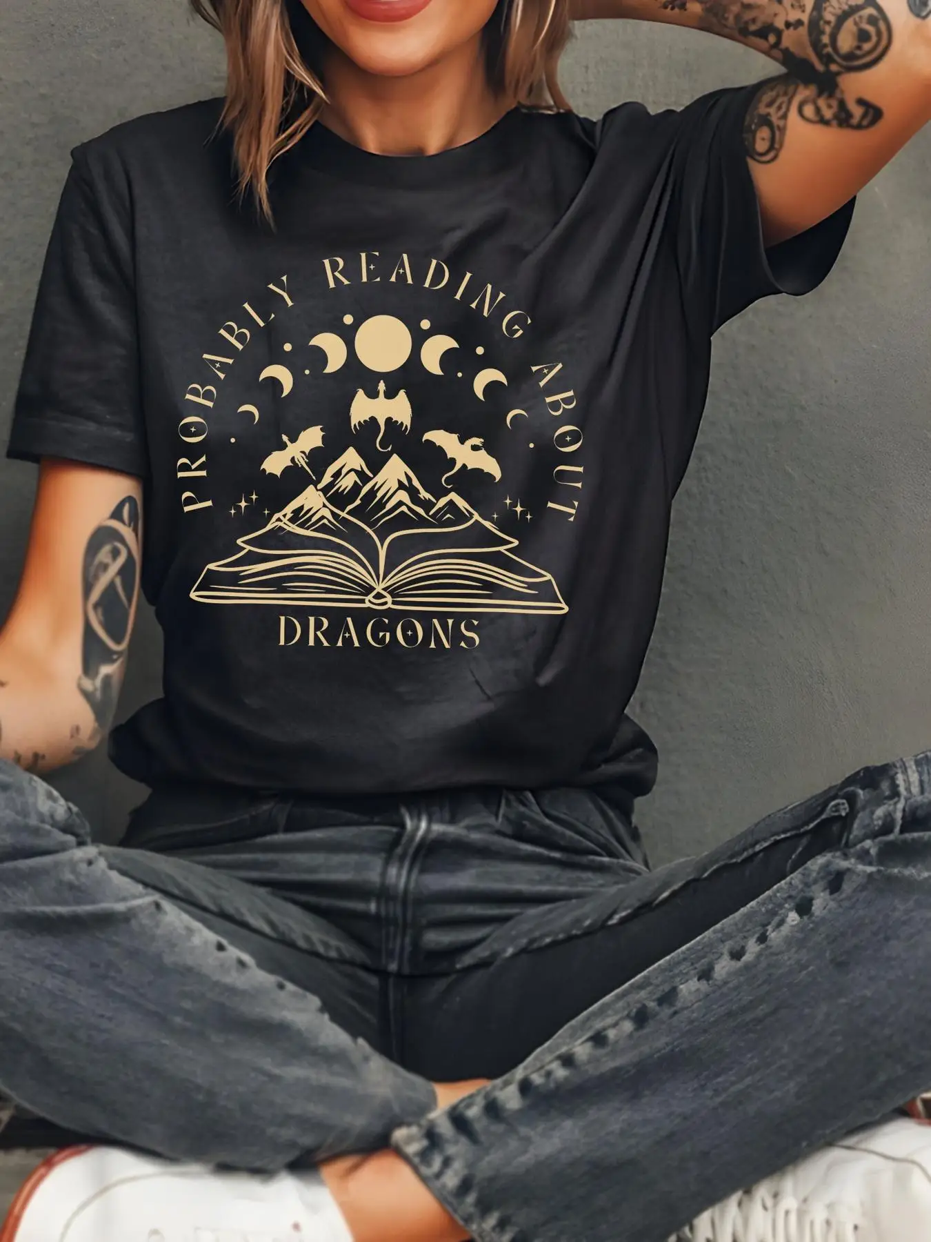 Dreamy Bookworm T-shirt | Fashionable and Soft Unisex Street Style T-shirt Suitable for Painting Patterns All Year Round T-shirt