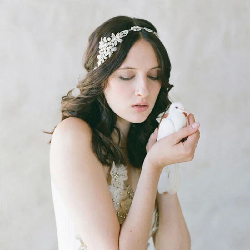 

Art Deco Women 1920s Vintage Bridal Headpiece Costume Hair Accessories Flapper Great Gatsby Leaf Medallion White Pearl Headband