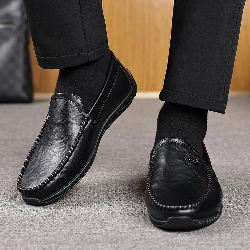 Genuine Leather Men Shoes Casual Luxury Brand Men Loafers Italian Moccasins Breathable Slip on Men Driving Shoes Chaussure Homme