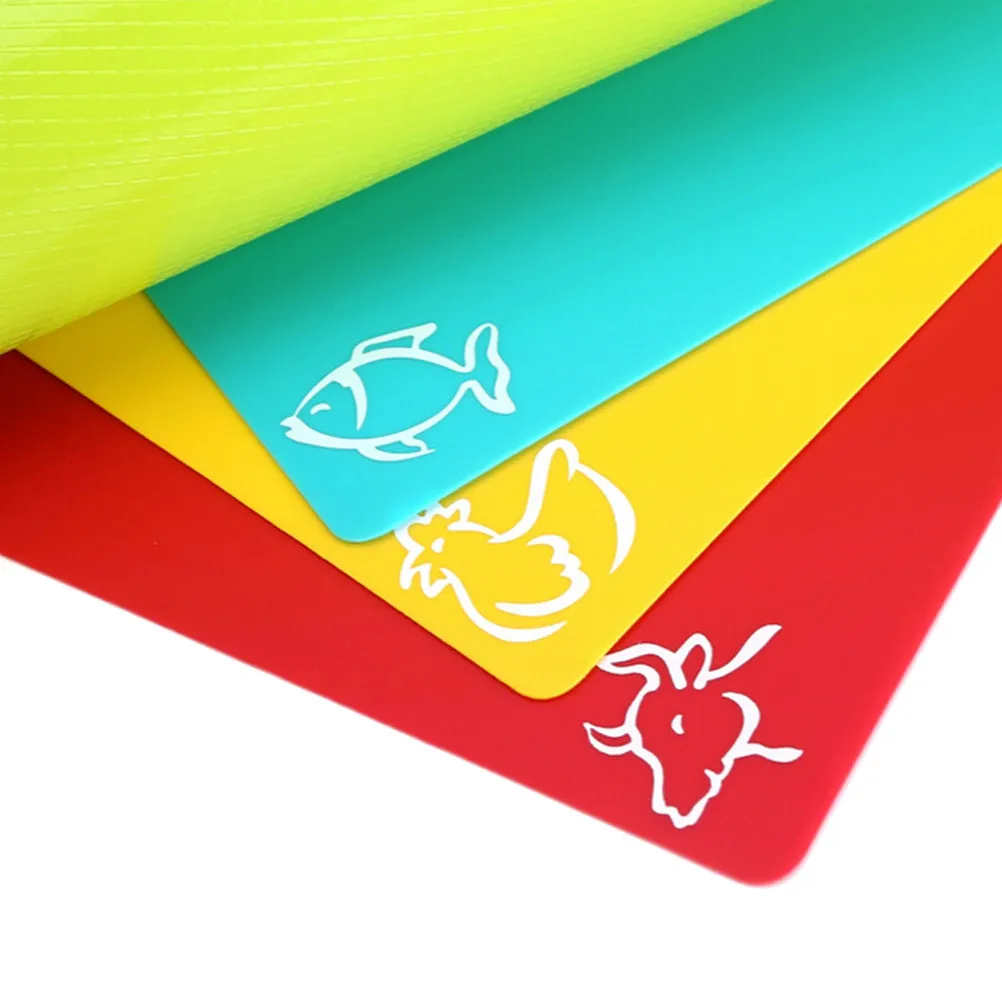4Pcs Food Grade Skid-Proof Plastic Cutting Boards Flexible Lightweight for Kitchen Food Transfer Chopping Board Set view 3