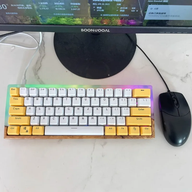 Personalización de madera de carcasa transparente GH60 Compatible con el kit de teclado mecánico bloqueado por color de resina Wooting/Rakka