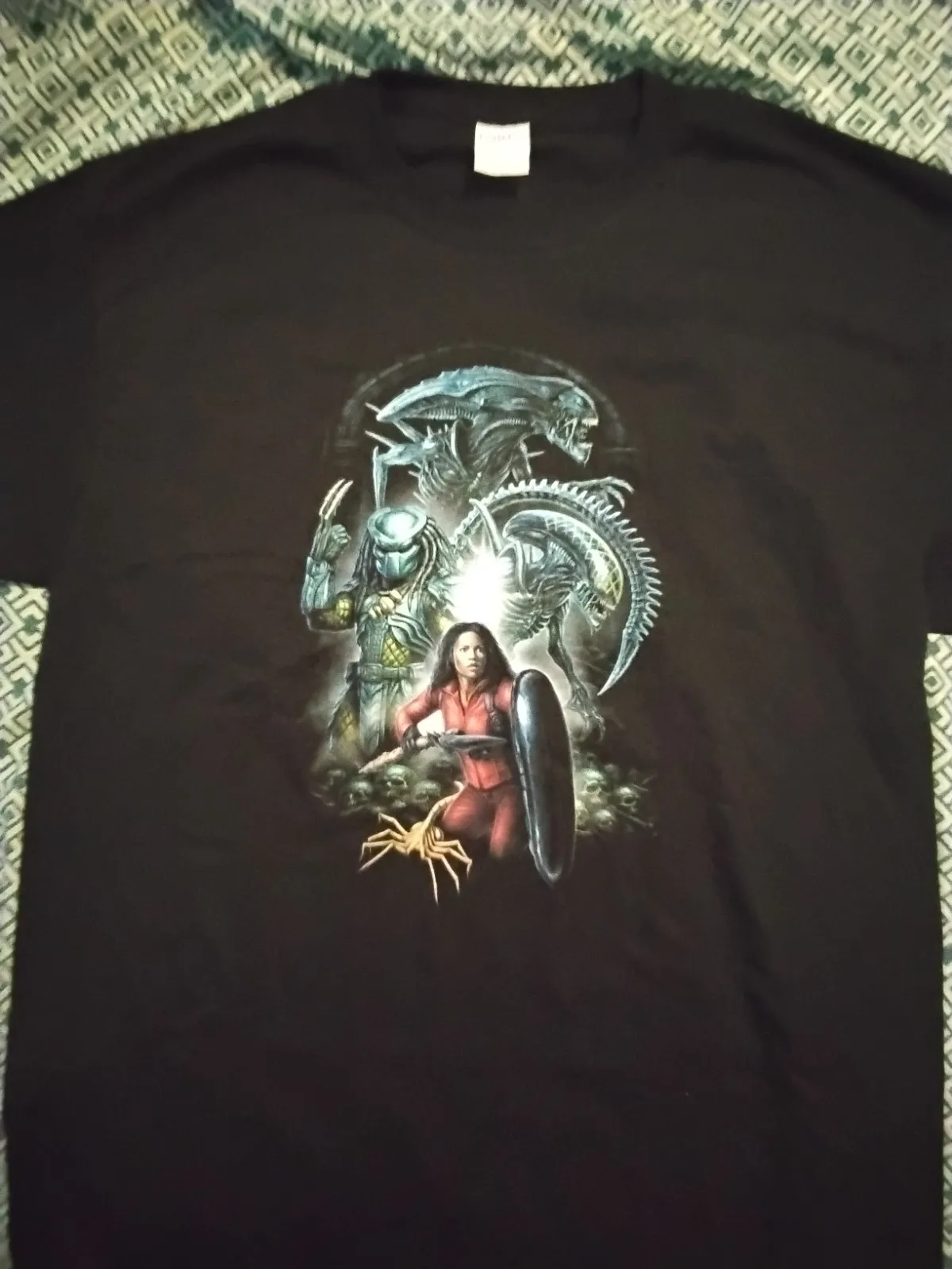 Alien vs. Predator T-Shirt (L)