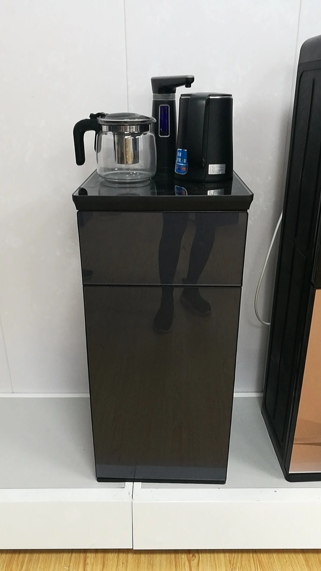 Multi-functional fashion household use automatic tea bar machine water dispenser/Multi-function all-in-one machine for milk tea