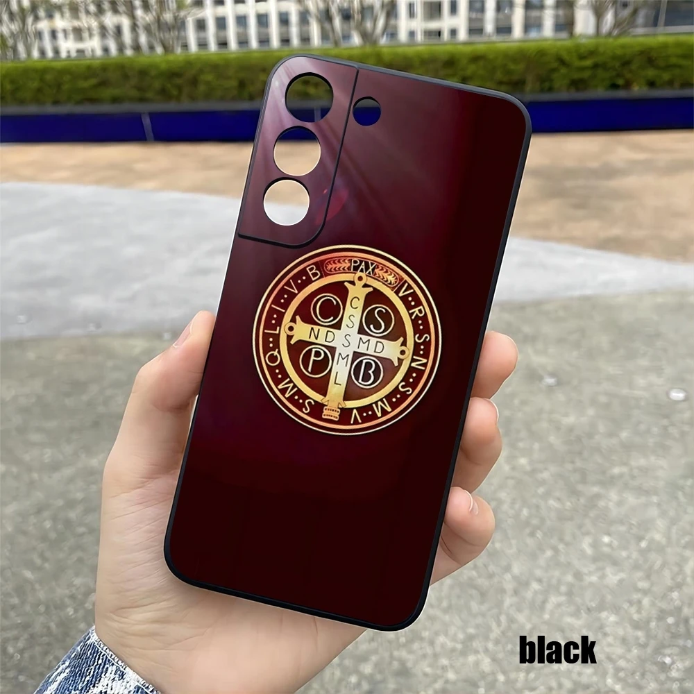 Saint Benedict Medal Cell Phone Case Phone Case For Samsung S25 26 24 23 A54 S21 S22 Ultra A 42 32 52 51 Note 23 S10 E Plus S20