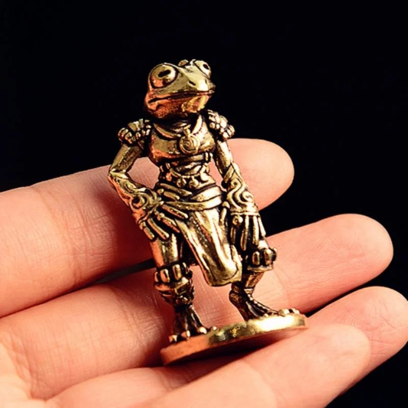 〔W〕Statue de grenouille gracieuse, ornements, mini sculpture d'animal en laiton antique, décoration de bureau à domicile, collection de figurines de thé, exquis