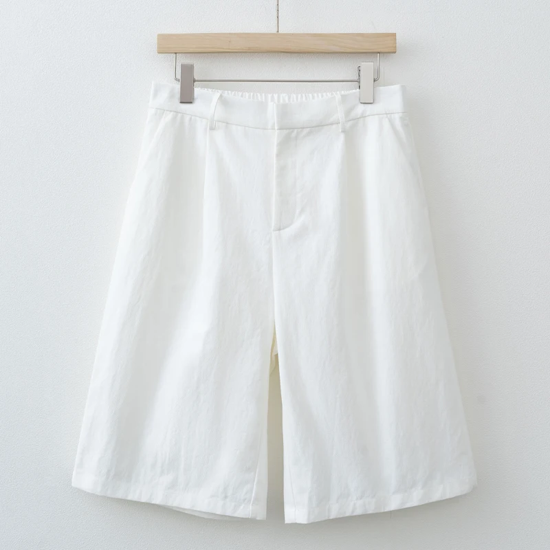 Women's White Straight Bermuda Shorts - Mid-Length