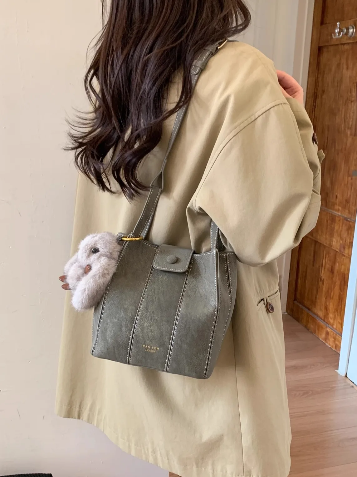 

Модная матовая сумка-ведро в стиле ретро, женская повседневная универсальная сумка через плечо, молодежная сумка для отдыха на одно плечо