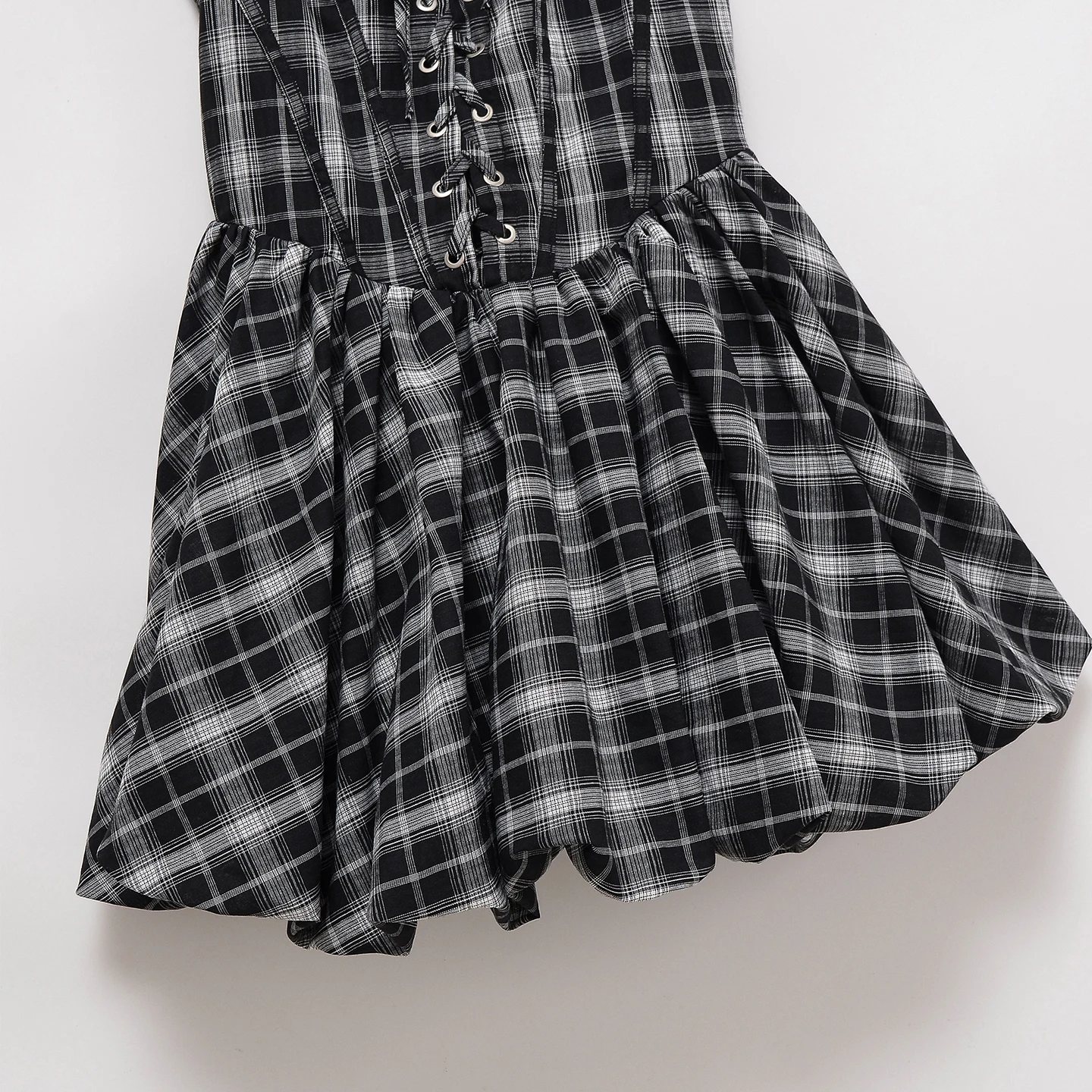 Z 2025 Herfst Nieuwe Sle Bloemen Verfraaid Bell Sve Dr Dames Faionable Strapl Jurk Ocnal Wear Dagelijks