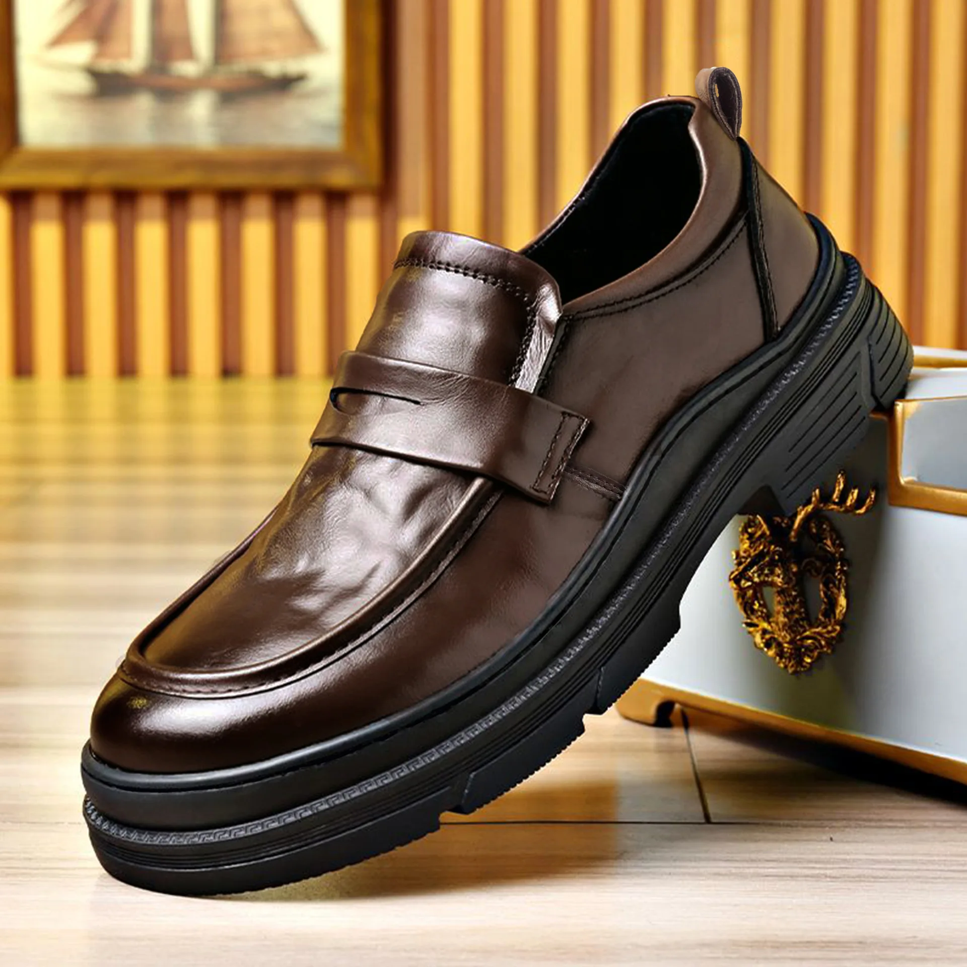 

Classic Brand Men's Loafers Retro Brown Office Business Men Leather Shoes Men's Banquet Formal Shoes Height Increasing Mocassim