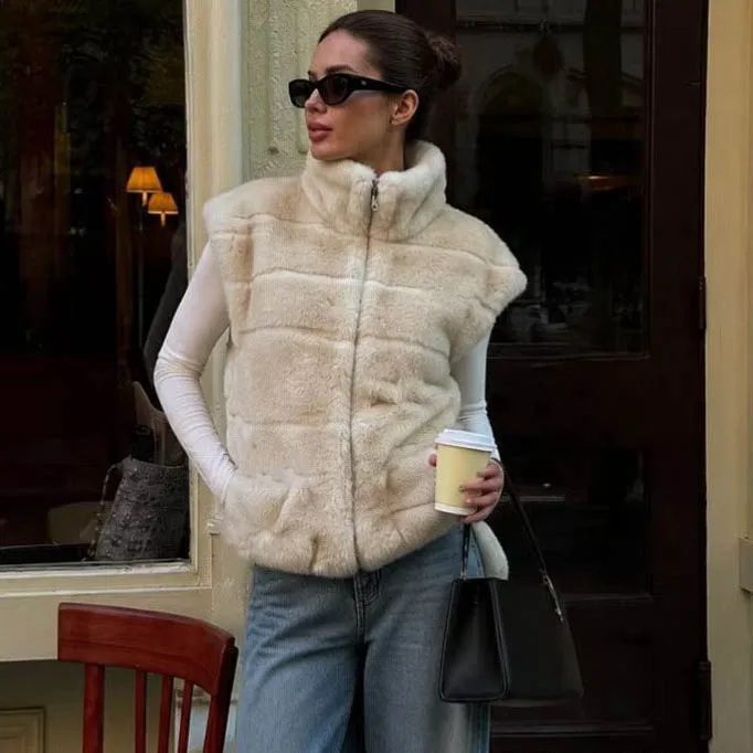 RU 2026 Ladies High Collar Zipper Plush Fur Vest Sleeveless Cropped Gilet Thick Warm Coat Suitable For Fashion Layering Wear