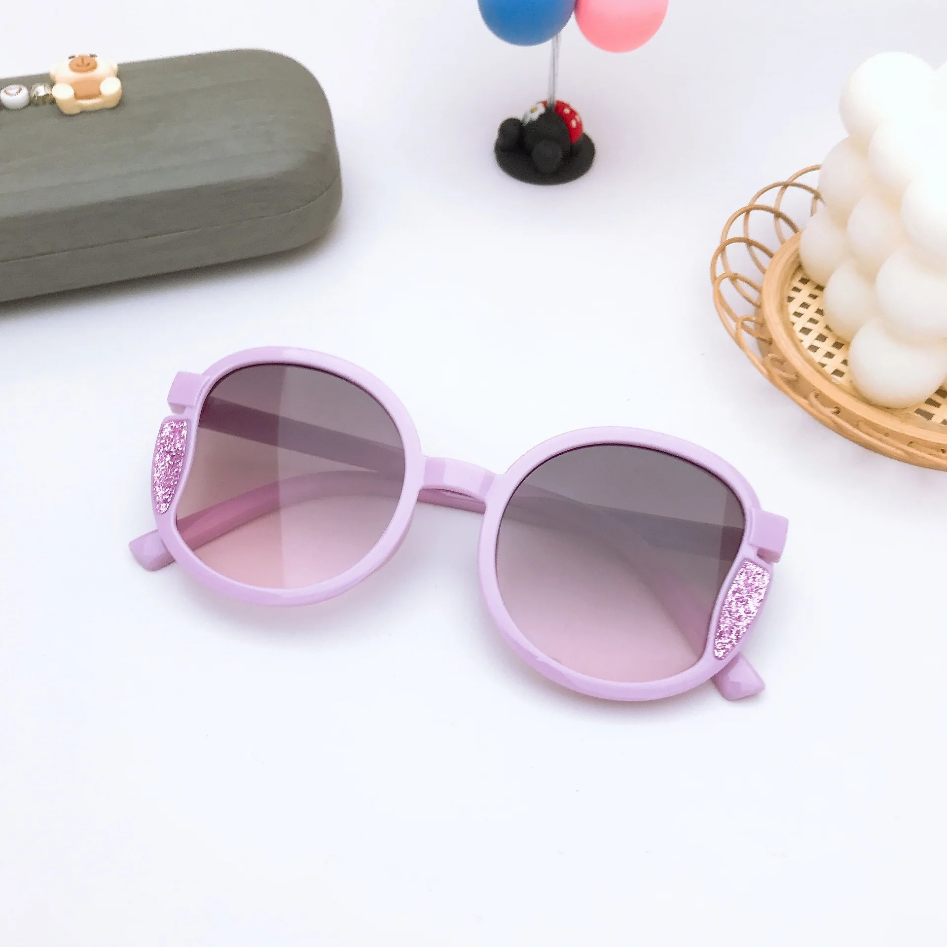 

2025 Children's New Candy Color Round Frame Sunshade Sunglasses Cute Baby Personality Street Style Concave Shape Glasses