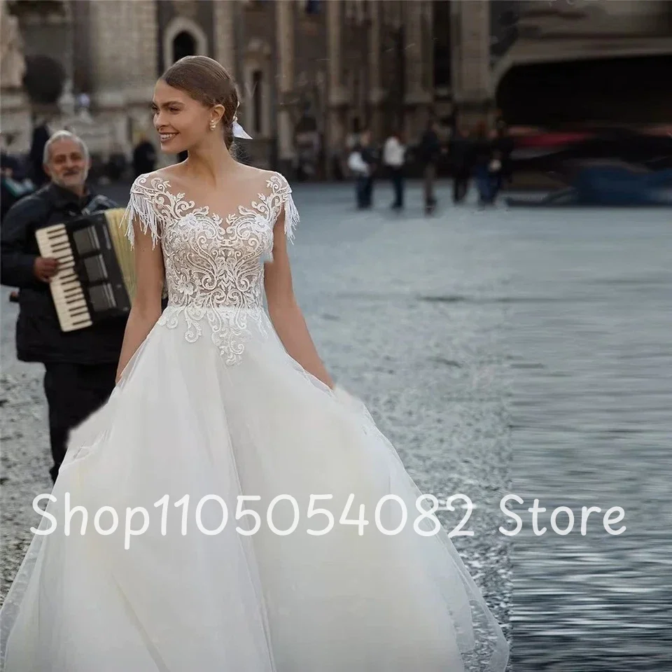 Personalizado romântico branco clássico vestidos de casamento com decote em v rendas apliques franja a linha plissado até o chão nupcial weddi