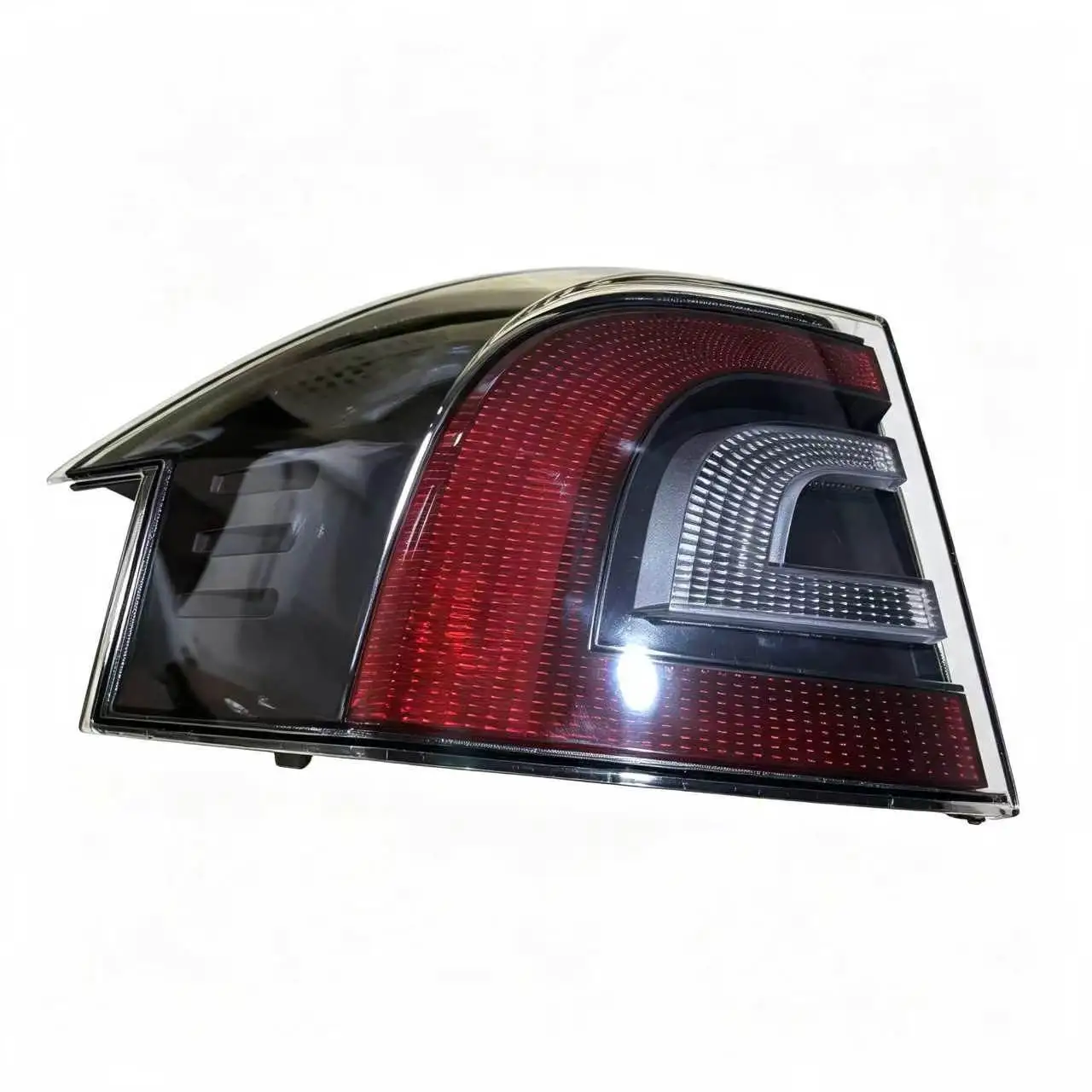 Applicable to Tesla accessory MODEL S exterior taillights European standard 6005921-00-F 6005920-00-F