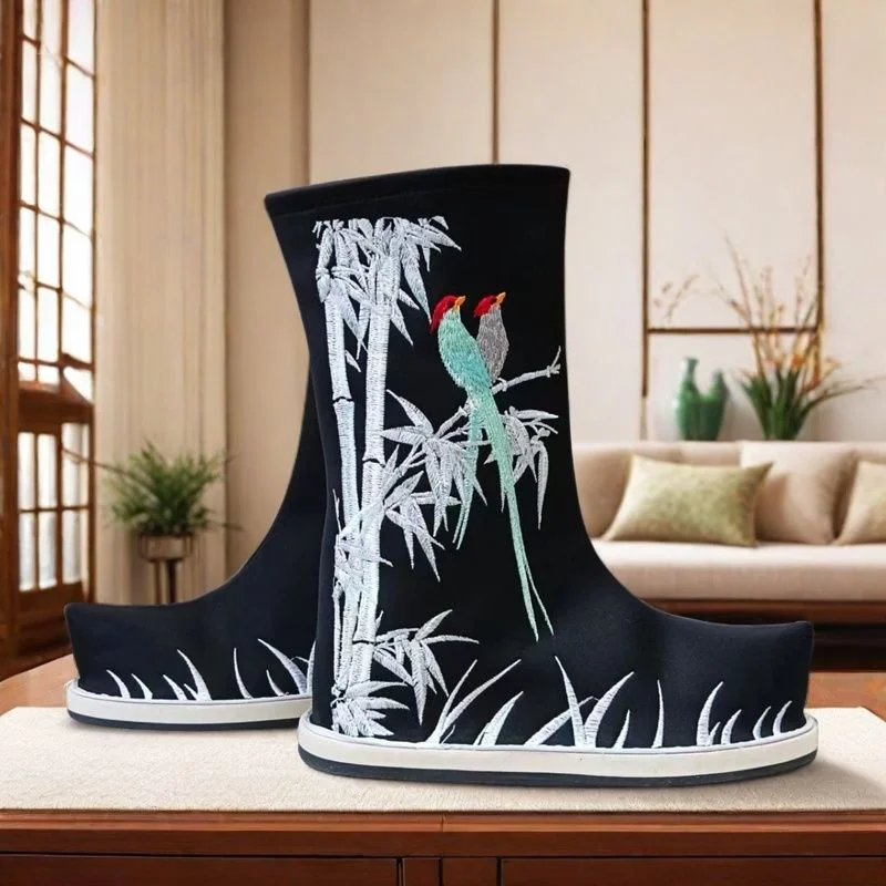 

Ancient Hanfu Boots Warrior Swordsman Cosplay Upturned Boots Carnival Festival Shoes Retro Photography Rubber Sole