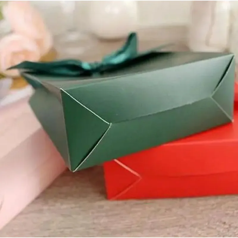 10pcs/lot Small Dark Green Wedding Candy Box With Ribbon Wedding Ceremony Party Decoration Favor Pink Red Gifts Box view 6