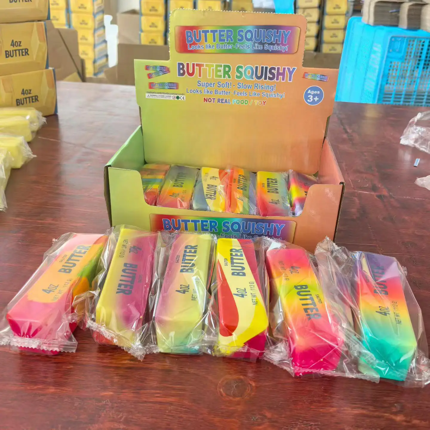1 Stück Simulierter Goldbarren Squishy Langsam aufsteigendes Stressabbau-Spielzeug Realistischer Goldbarren Quetsch-Anti-Angst-Fidget-Spielzeug Party-Geschenke