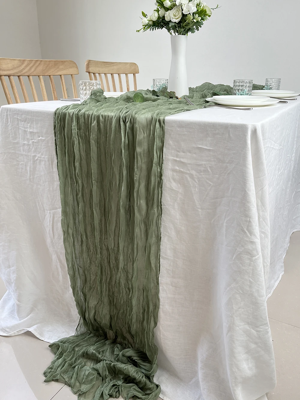 Olive Gauze Table Runner Semi-Sheer Cheesecloth Table Setting Dining Vintage Wedding Party Christmas Banquets Arches Cake Decor