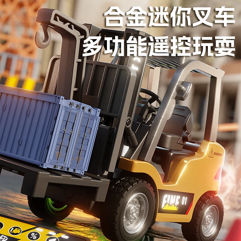 1: 64 Mini carrello elevatore in lega giocattolo telecomandato multifunzionale con staffe multiple staccabili adatto per giocattoli per bambini regalo