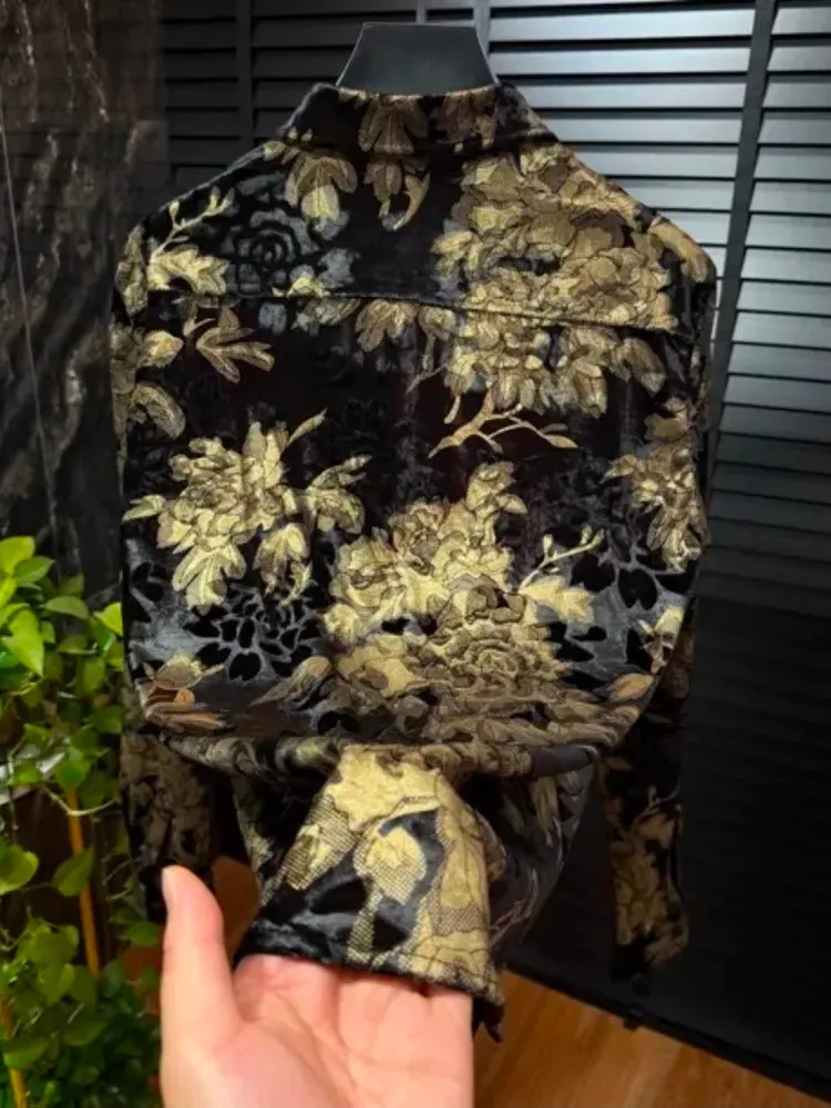 Camicia da uomo con colletto rovesciato a maniche lunghe stampata in velluto autunno inverno Camicia da uomo elegante di alta qualità di tendenza della moda