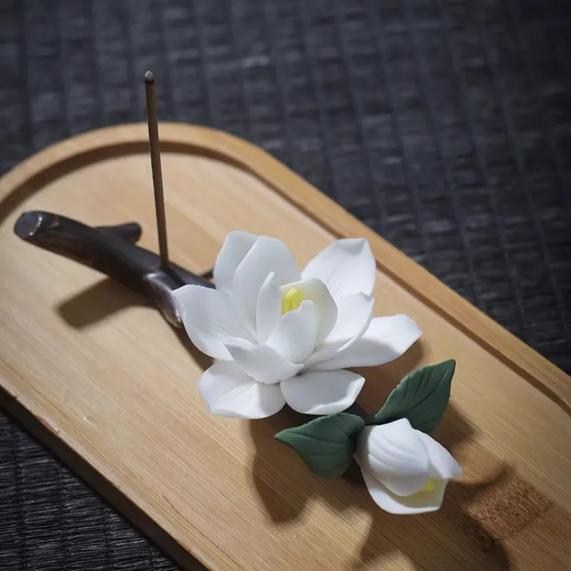 

Ceramic Gardenia Incense Burner,Flower Insence-Stick Holder with Ash Catcher Yoga Studio Living Room Home Decor