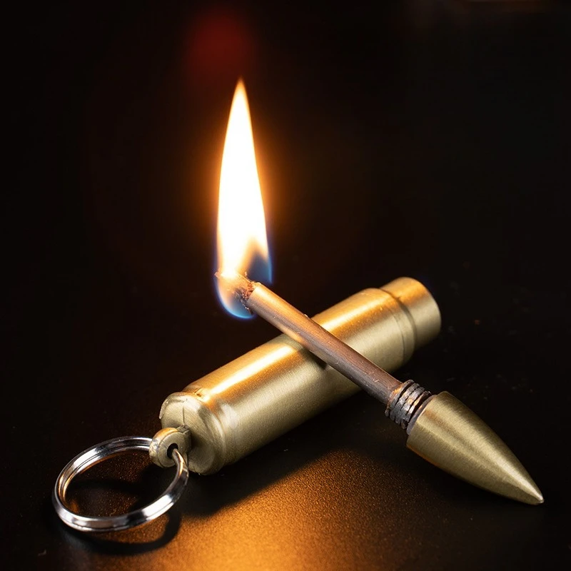 Encendedor tipo bala multifuncional con 10000 cerillas y abridor de botellas, llavero colgante portátil para acampar al aire libre, encendedor