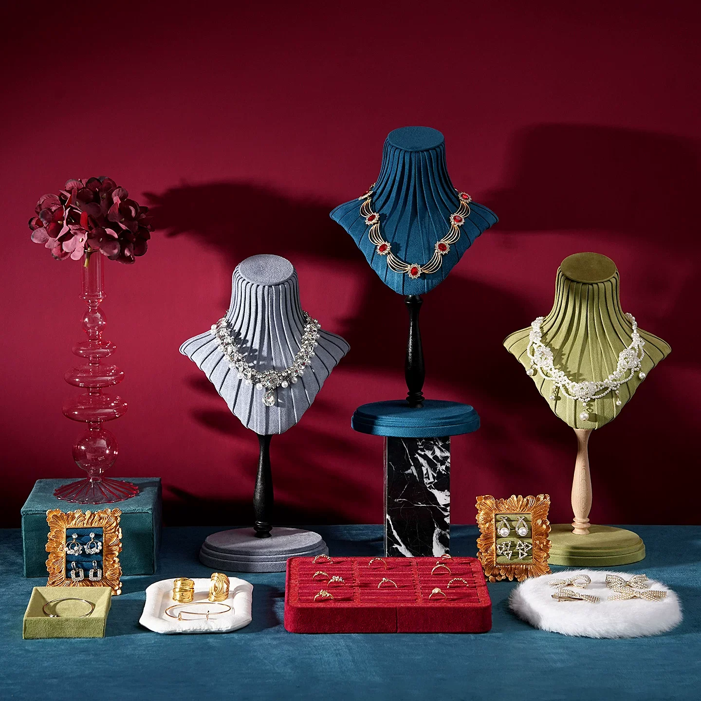Luxury Pleated Fabric Bust Jewelry Display - Necklace & Accessory Stand for Retail Shop Display and Photo Shooting Props