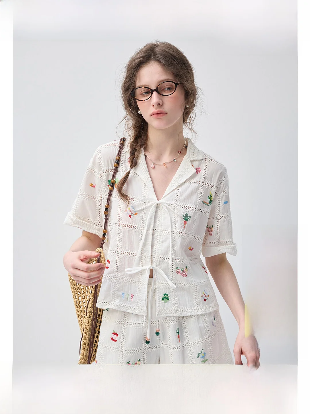 

Vega Chang Pure Cotton Shirt Set with Embroidery And Belt Summer Fashion Women's Short Sleeve Shirt And Shorts