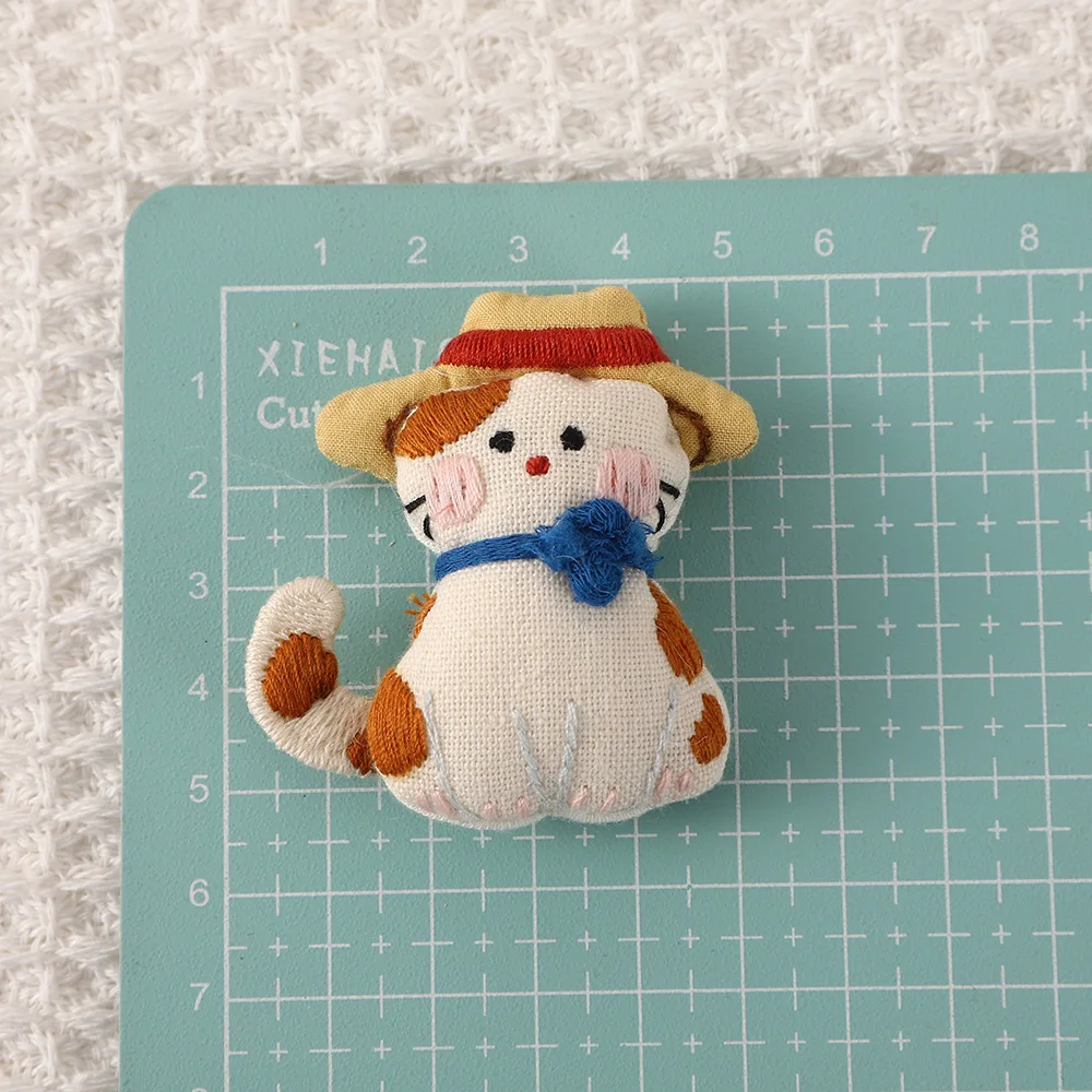 Brooch Pin DIY Sweet Animal Cat Lion Giraffe Plush Filled Cloth Kids Hair Clip Shoes Socks Decor Small Multicolor Lightweight