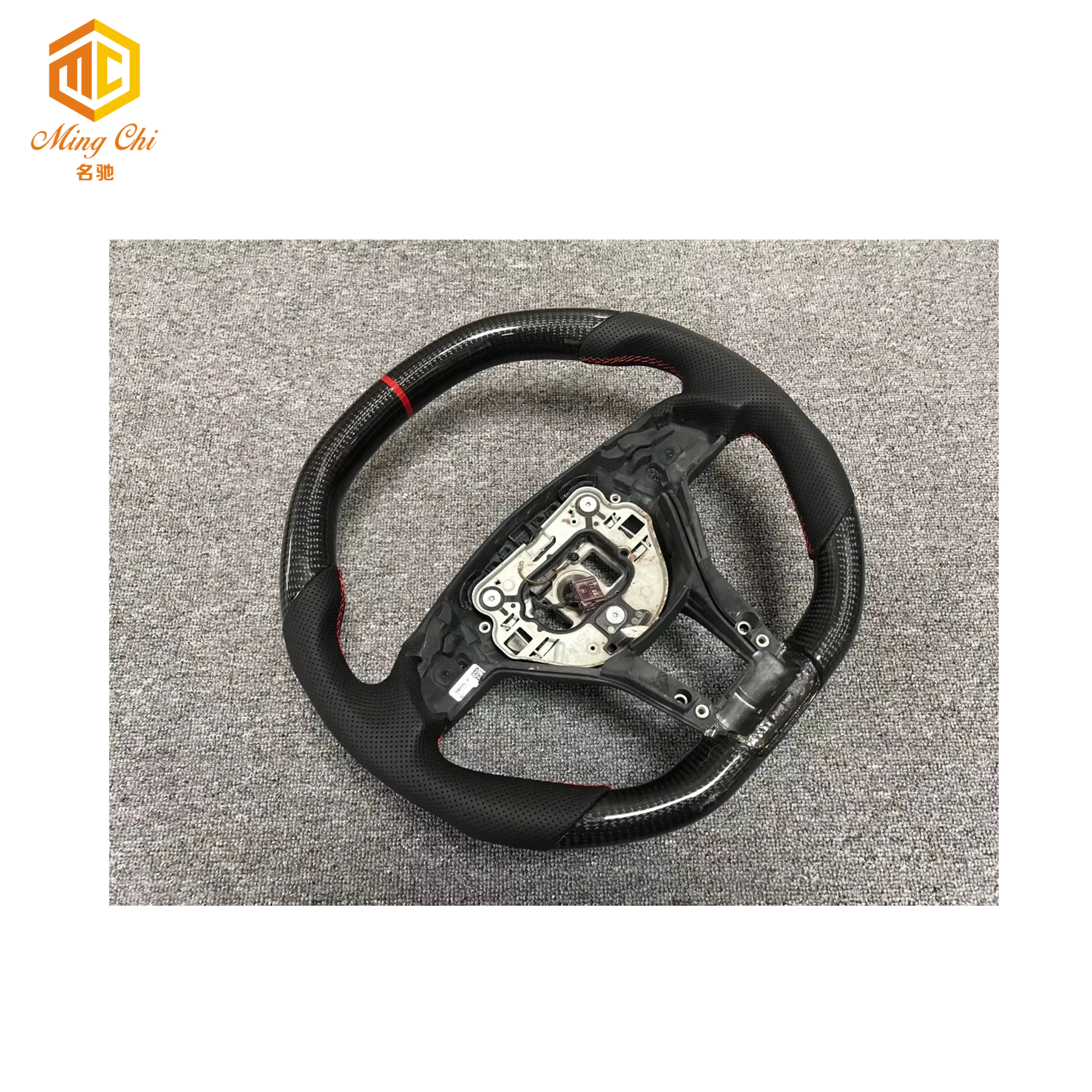 Carbon fiber steering wheel is suitable for Mercedes Benz C-class W204 C63  507  A45  W176 steering wheel wheel. All models