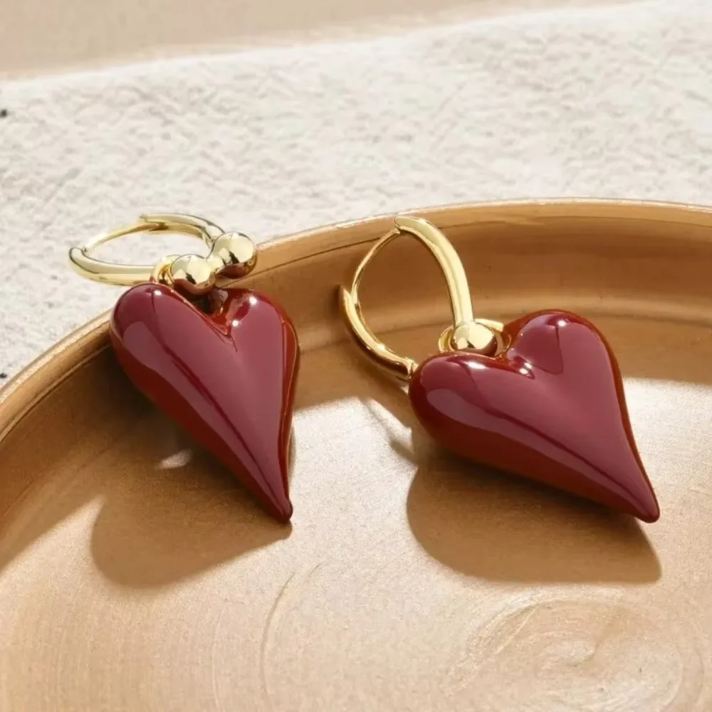 Pendientes colgantes de corazón con temperamento, bonitos pendientes colgantes de resina esmaltada de diseño, accesorios para las orejas, joyería de moda para niñas y mujeres, regalos