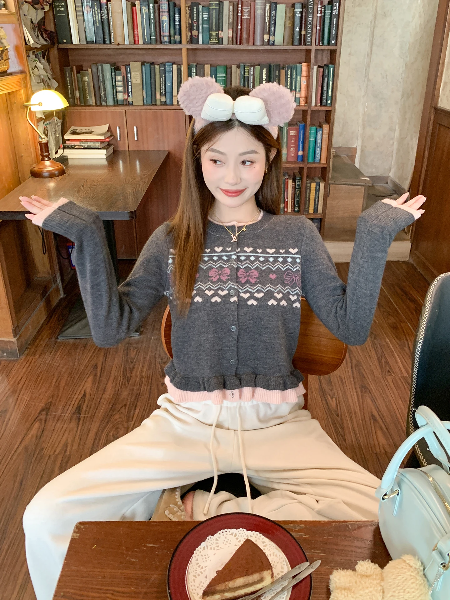 

Вязаный кардиган Zeng Xiao Salt для женщин с цветочной вышивкой, весна-осень, корейский стиль, приталенный, мягкий, с длинными рукавами