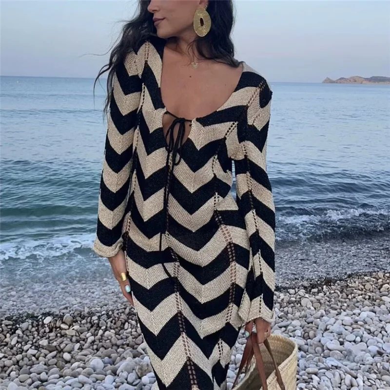 

Woman Elegant Black White Striped Knit Dress 2024 Autumn Female Loose V Neck Knitted Long Dresses Ladies Chic Flare Sleeve Dress