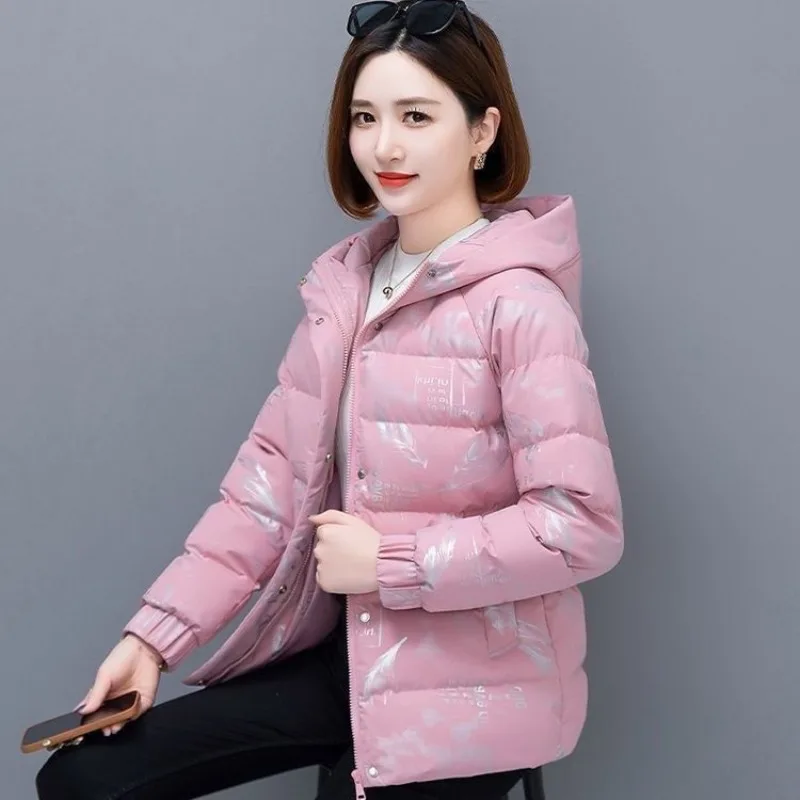 Roupas de algodão casaco de inverno feminino 2025 moda nova jaqueta solta curta parkas grossas