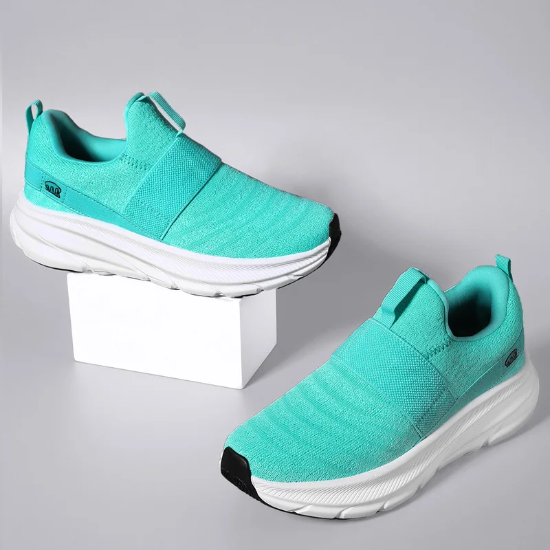 

Hot Selling Fashion Women's Platform Sneakers Large Size 43 Breathable Running Sneakers Women Slip-on Casual Sports Shoes Women