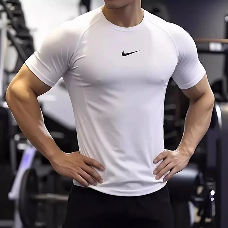 

Nike Men's Short-Sleeved T-Shirt for Running, Training, Fitness and Sports - Half-Sleeve Tight-Fitting Shirt FB7933-10