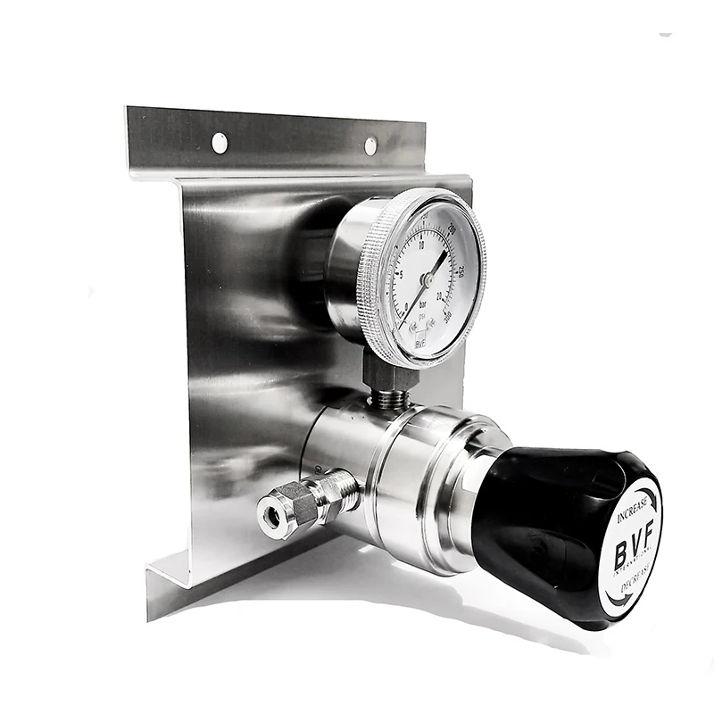 Ultra-precision, low-pressure, high-sensitivity fluid control pressure reducing valve