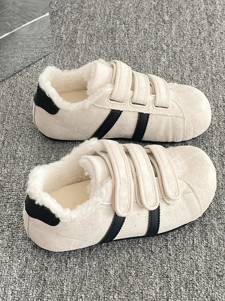 

Женские зимние теплые повседневные модные кроссовки DHWA из хлопка с круглым носком, на плоской подошве, с резиновой противоскользящей подошвой