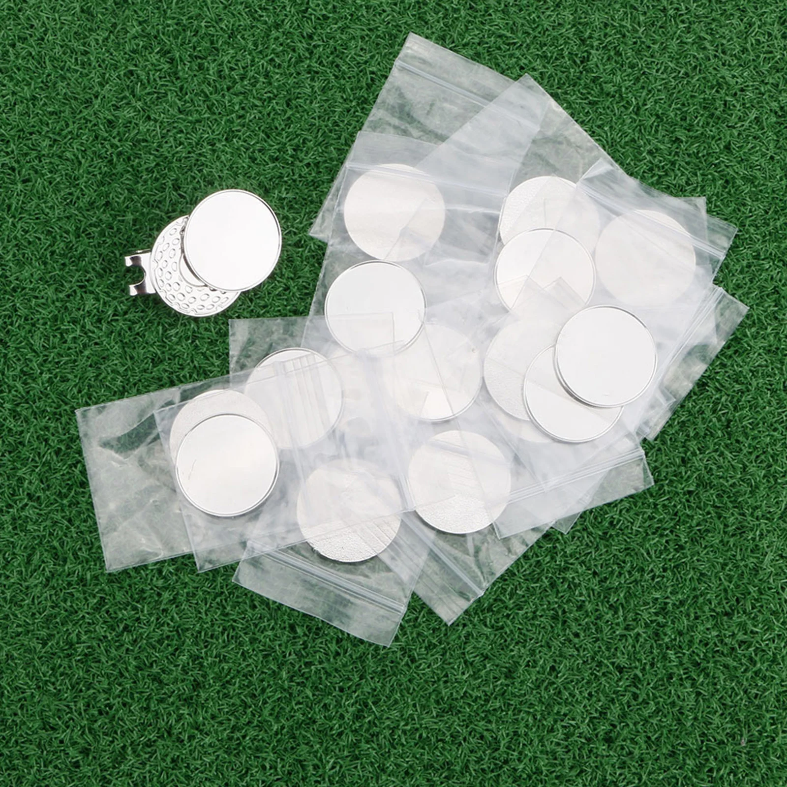 Picture 6: 6Pcs Golf Ball Marker with 1Pc Detachable Magnetic Hat Clip Outdoor Golfing Aid Tool Accessories