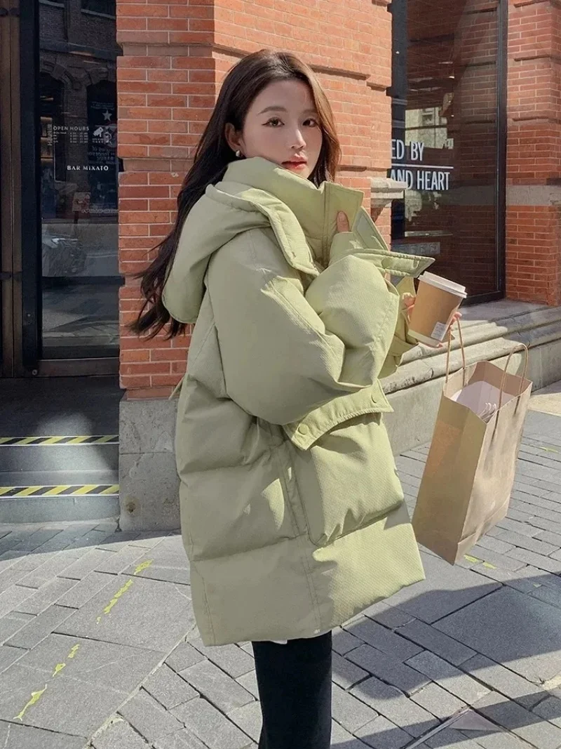 

Down Cotton Jacket Women's Short Style 2025 New Korean Version Loose Fashionable Green Hooded Bread Coat Outerwear w1425
