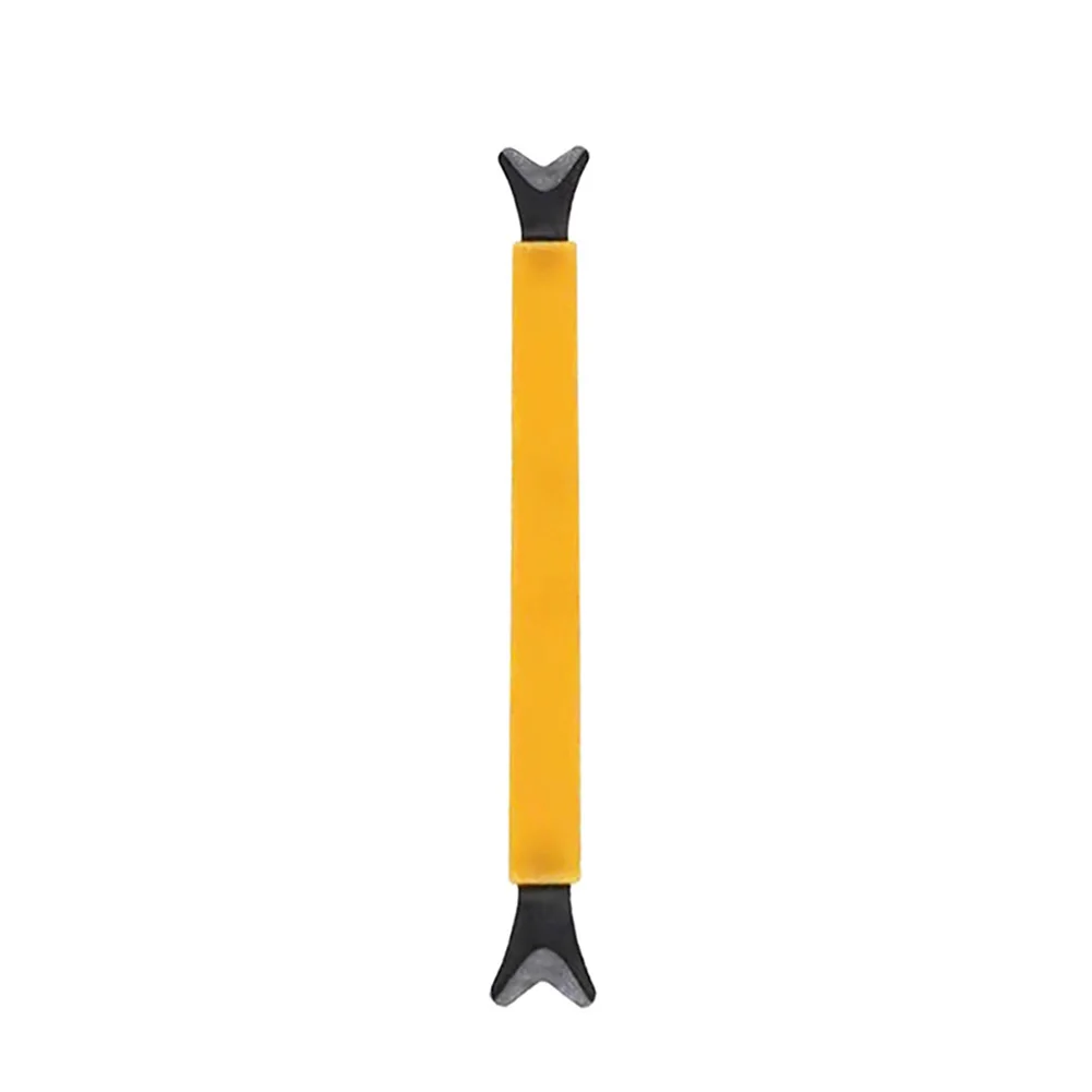 Robust Steel Seam Scraper for Removing Construction Debris Including Mastic Bitumen and Floor from Subfloor Surfaces