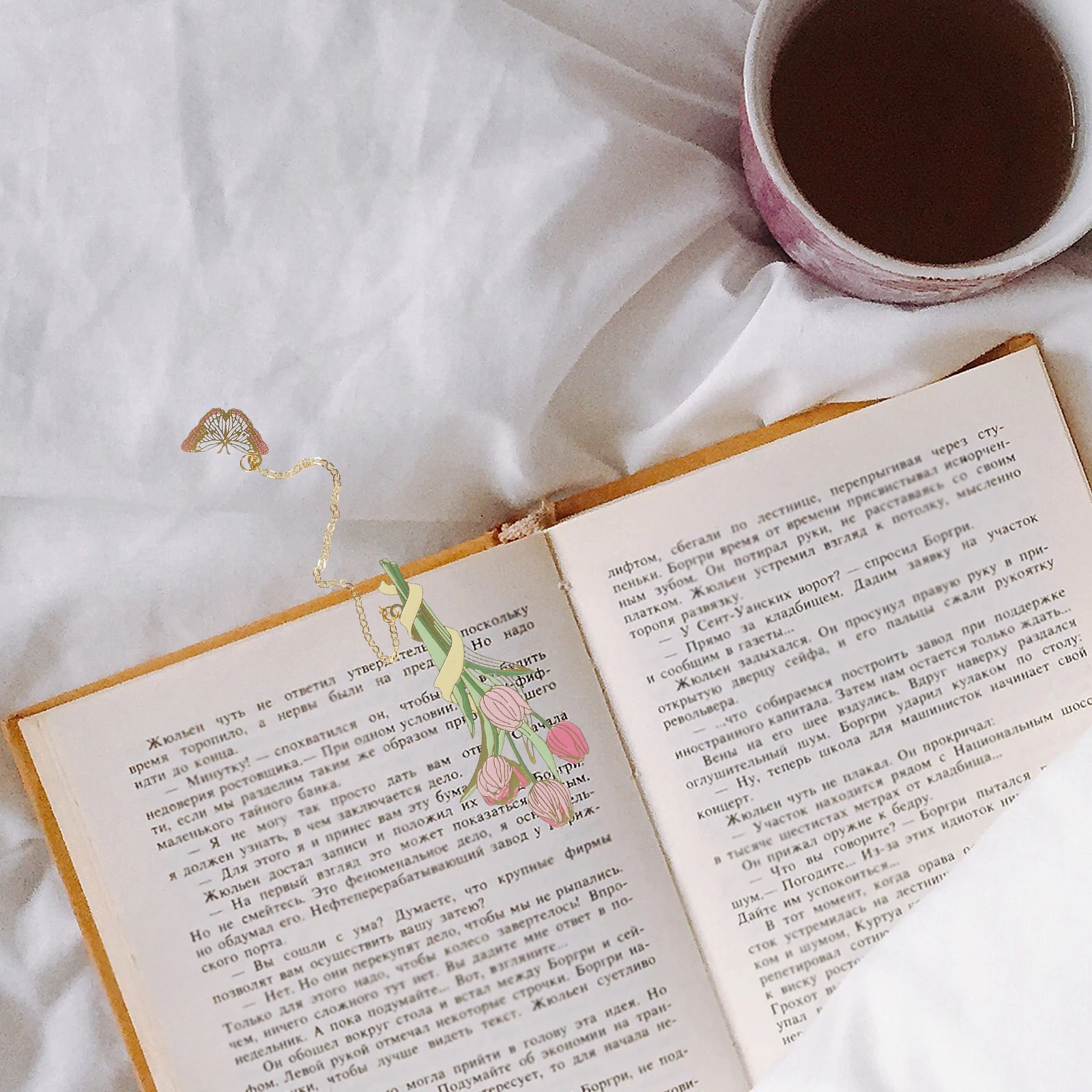 

Decorative Bookmarks Metal Flower Bookmark Hollow-Out Pattern for Books Lightweight Portable Exquisite Workmanship Study