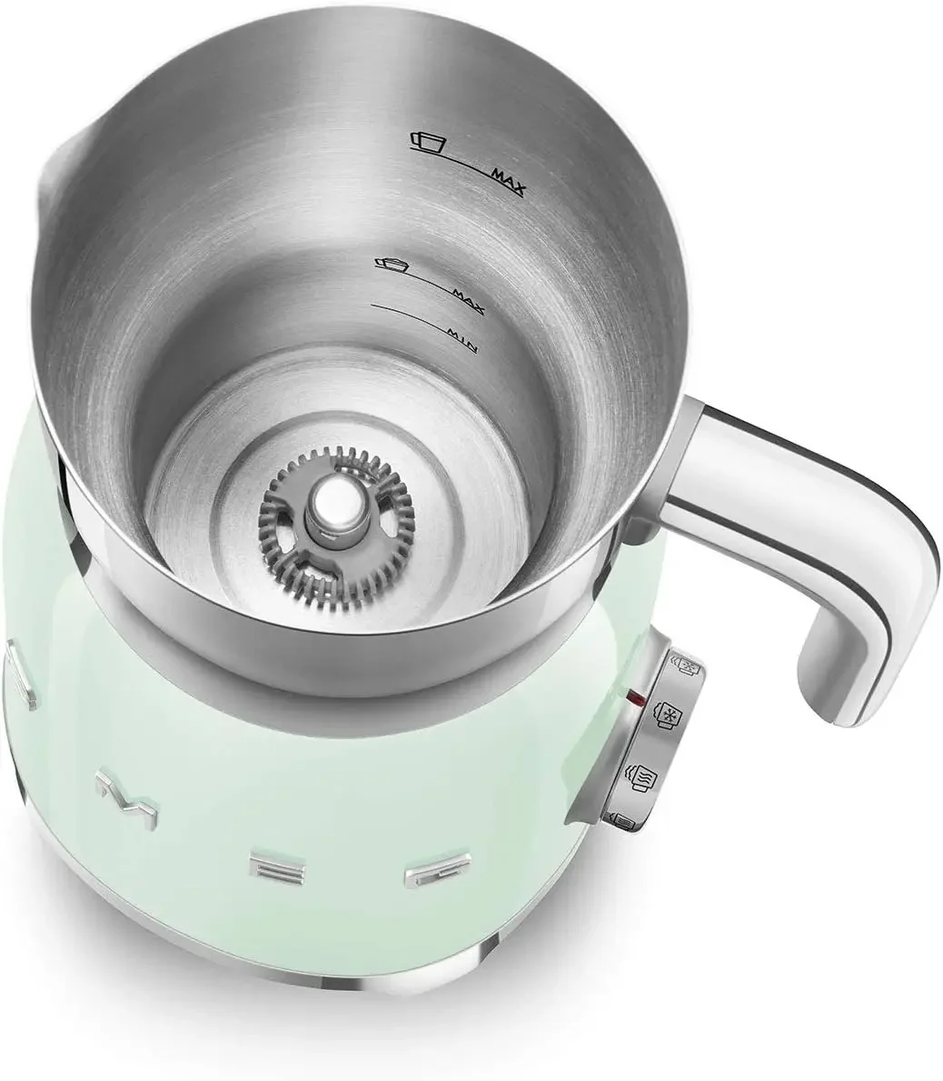 رغوة الحليب (الخضراء الباستيل)