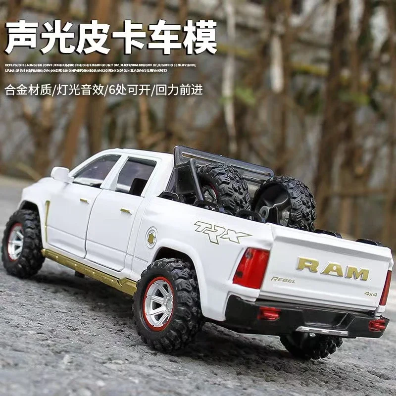 1:32 Dodge Ram TRX Pickup Alloy Car Model Diecasts Toy Off-road car Model Sound and Light Simulation Childrens Toy Gift E103