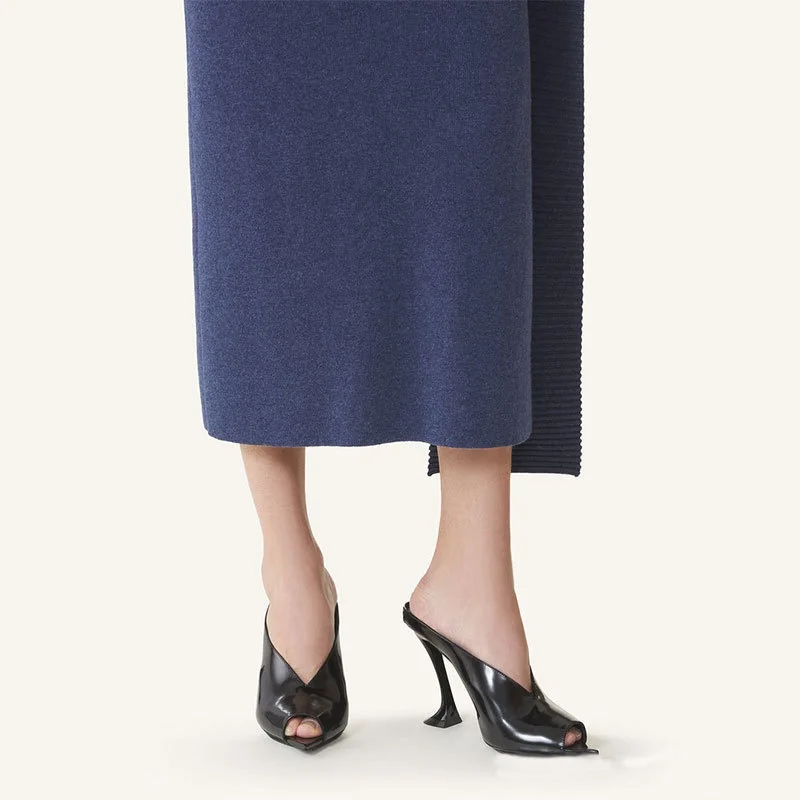 صنادل نسائية لربيع وصيف 2025 بتصميم جديد بكعب غريب بمقدمة مدببة أحذية نسائية بقصة ضيقة بمقدمة مفتوحة أحذية نسائية أنيقة