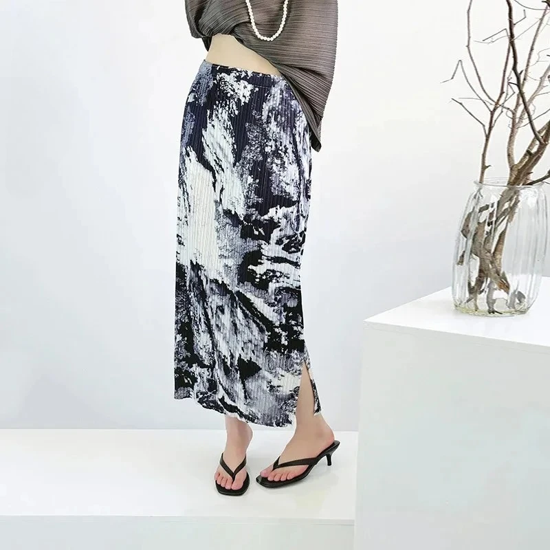 

ALSEY Miyake Ink Painting Women's Pleated Skirt 2025 Summer Funky New Tie-Dye Elastic High Waist Side Split Straight Skirt