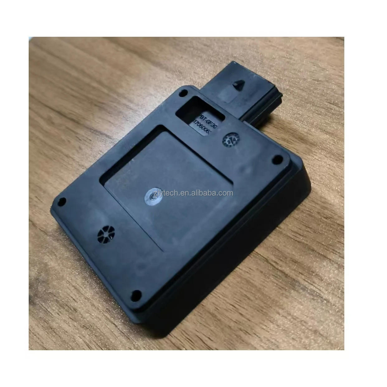 77GHz Medium and long range 3D radar multi-target mmW radar sensor 260m detection range  vision-based ADAS systems