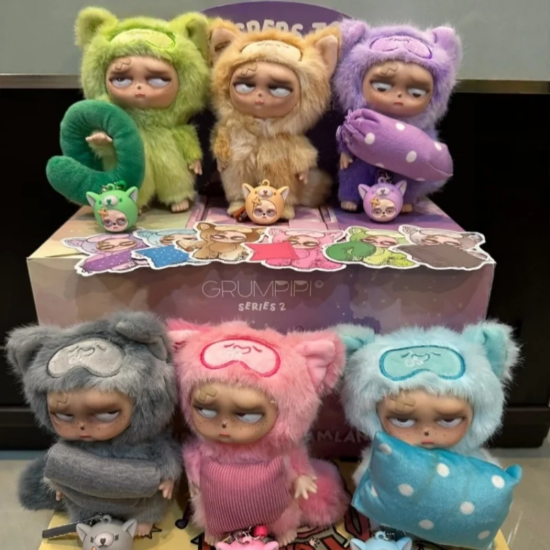 

В наличии: Оригинальная новая серия V2 Sleepless Grumpipi Mystery Box - Серия «Шепот в стране снов» (Blind Box) - Фестивальный подарок - Виниловые фигурки-игрушки